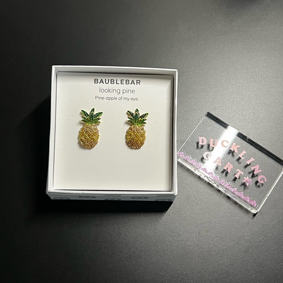 NEW BaubleBar Sparkly Pineapple Earrings - Picture 3 of 9